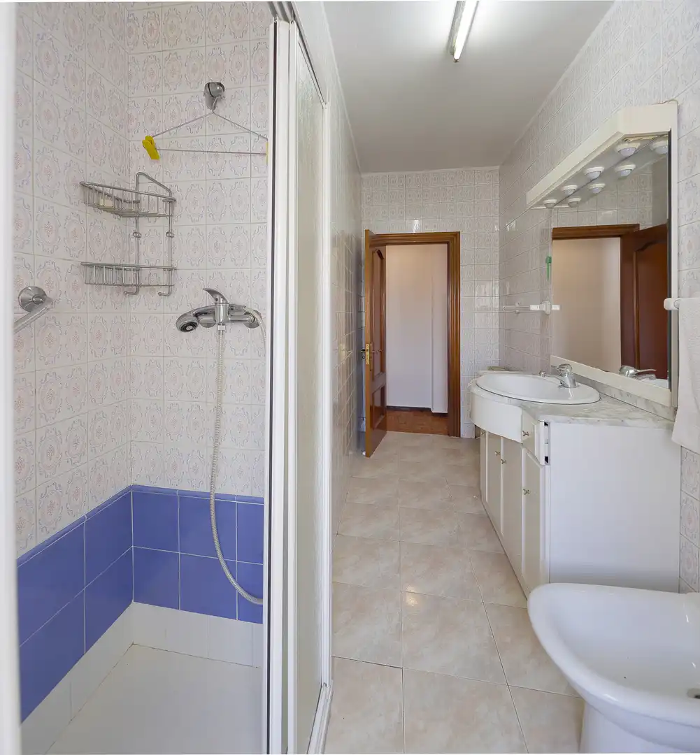 Bathroom of Flat for sale in Gijón   with Heating