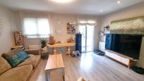 Sala d'estar de Apartament en venda en Burgos Capital amb Terrassa