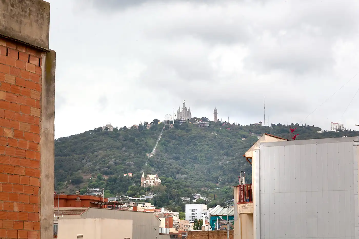 Vista exterior de Dúplex en venda en Barcelona amb Aire condicionat, Calefacció i Terrassa
