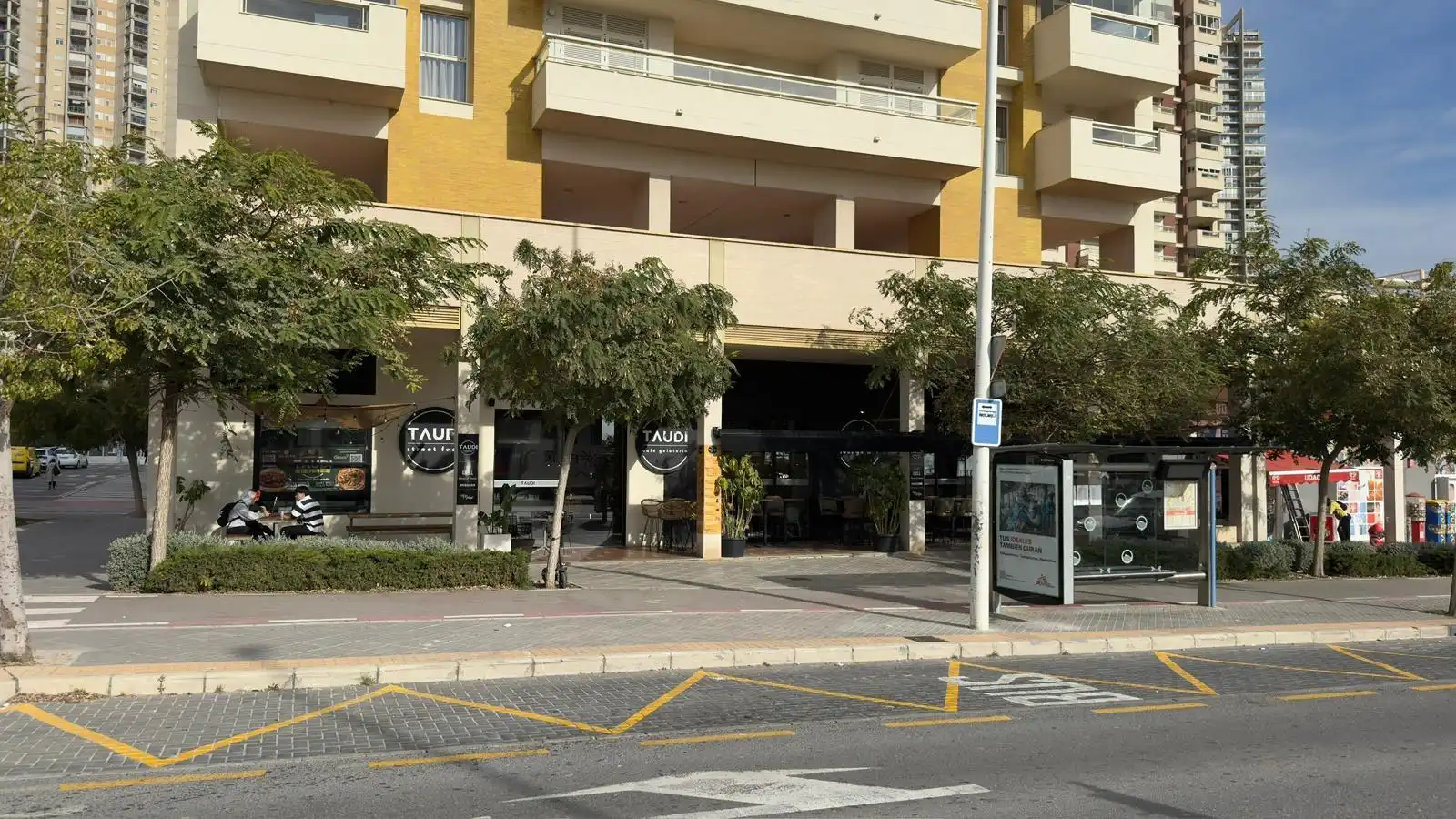 Außenansicht von Geschaftsraum zum Verkauf in Via Parque