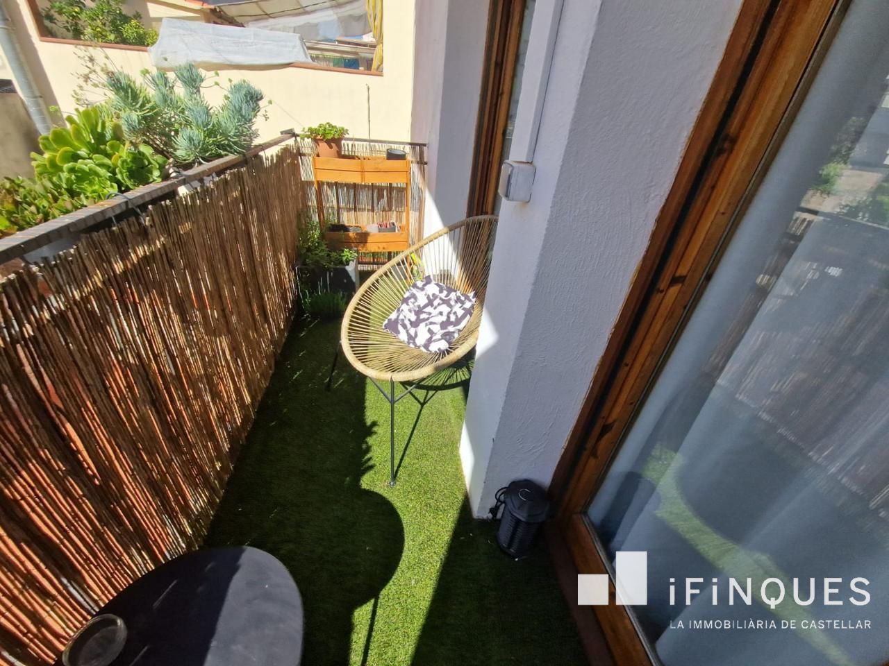 Terrasse von Wohnung zum verkauf in Sentmenat mit Klimaanlage, Abstellraum und Balkon