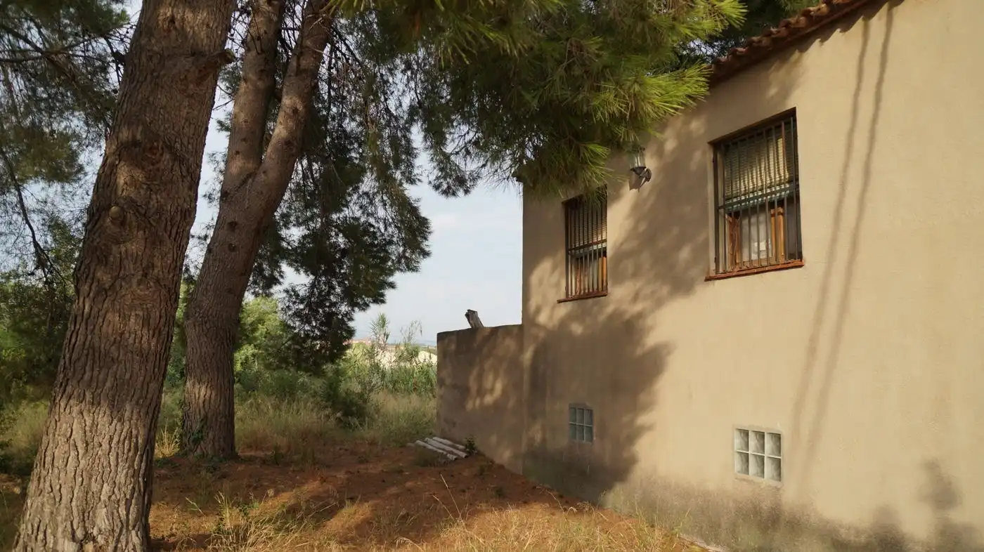 Vista exterior de Finca rústica en venda en Valls amb Calefacció, Jardí privat i Terrassa