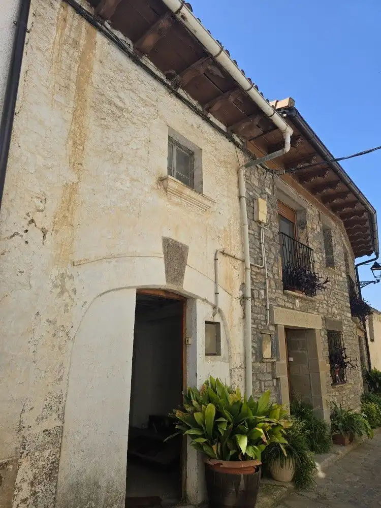 Exterior view of Houses for sale in Puente la Reina de Jaca  with Private garden