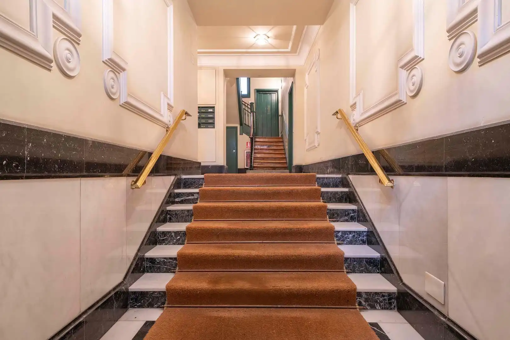 Wohnung zur Miete in Madrid mit Klimaanlage, Heizung und Balkon