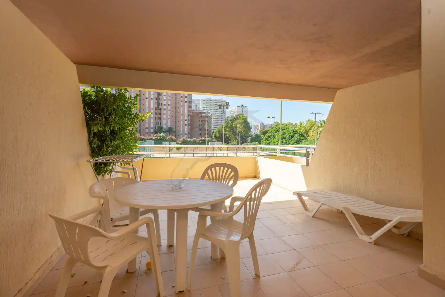 Apartament amb terrassa en venda a Juan Carlos I 26, imagen 4
