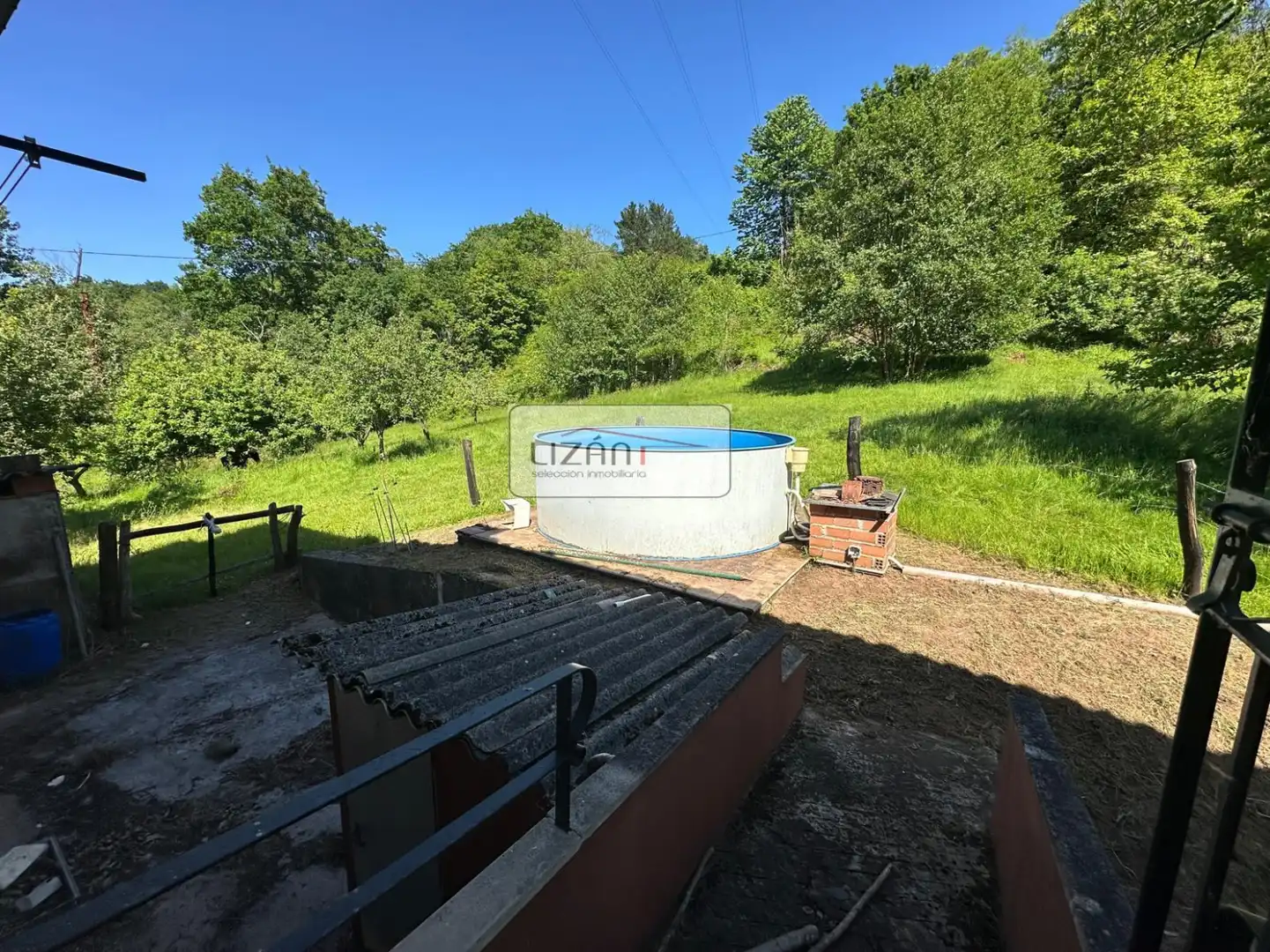 Piscina de Casa o xalet en venda en Siero amb Calefacció i Parquet