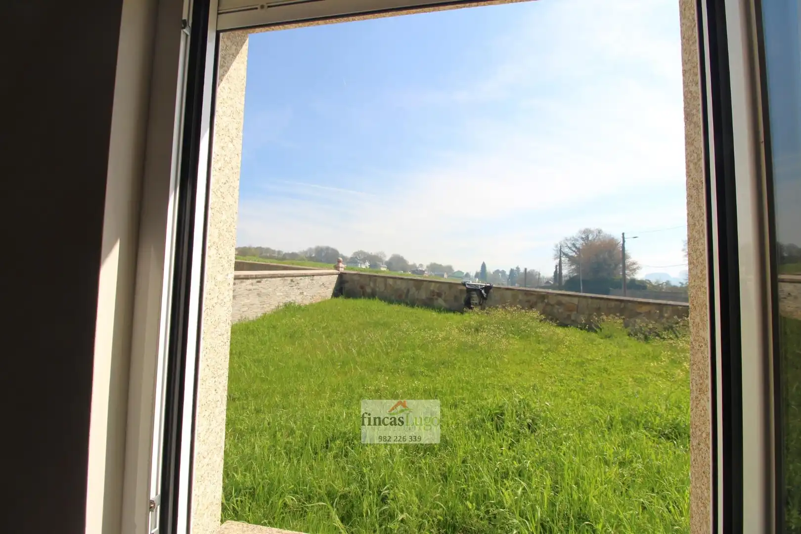 Casa o chalet en venta en Lugo con Calefacción, Jardín privado y Terraza