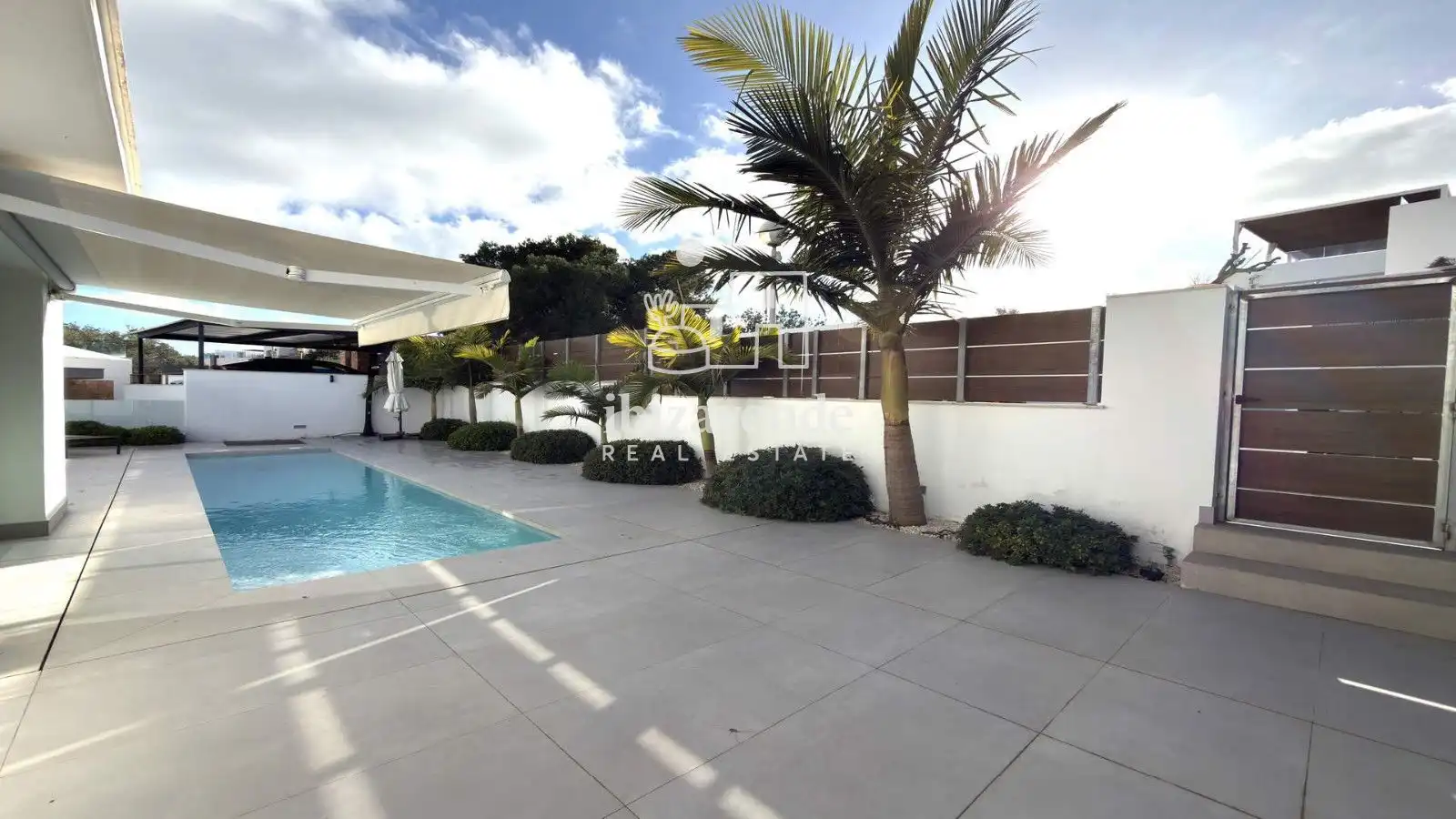 Piscina de Casa o xalet en venda en Santa Eulària des Riu amb Aire condicionat, Calefacció i Piscina