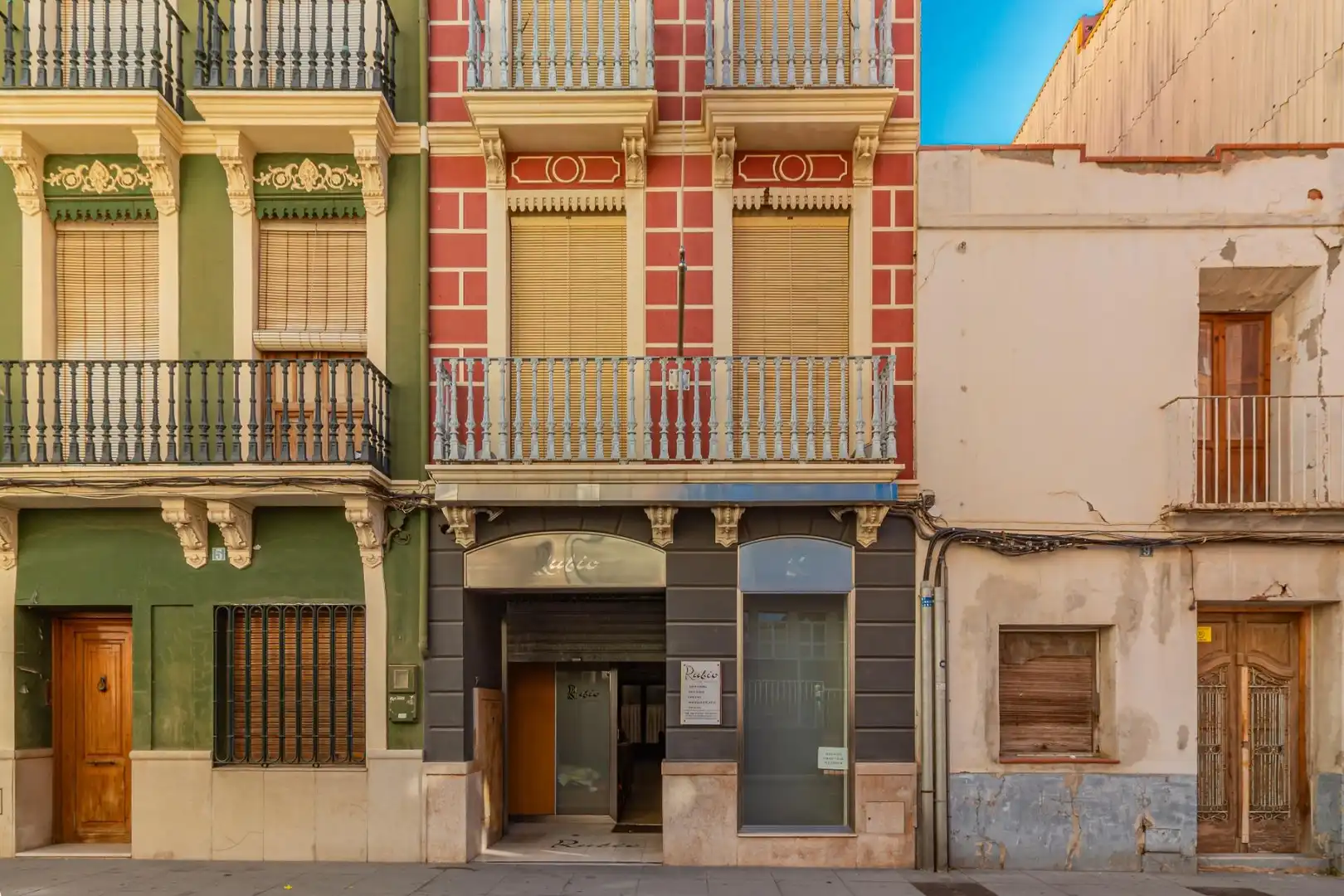 Vista exterior de Casa o xalet en venda en Burriana / Borriana amb Terrassa i Balcó