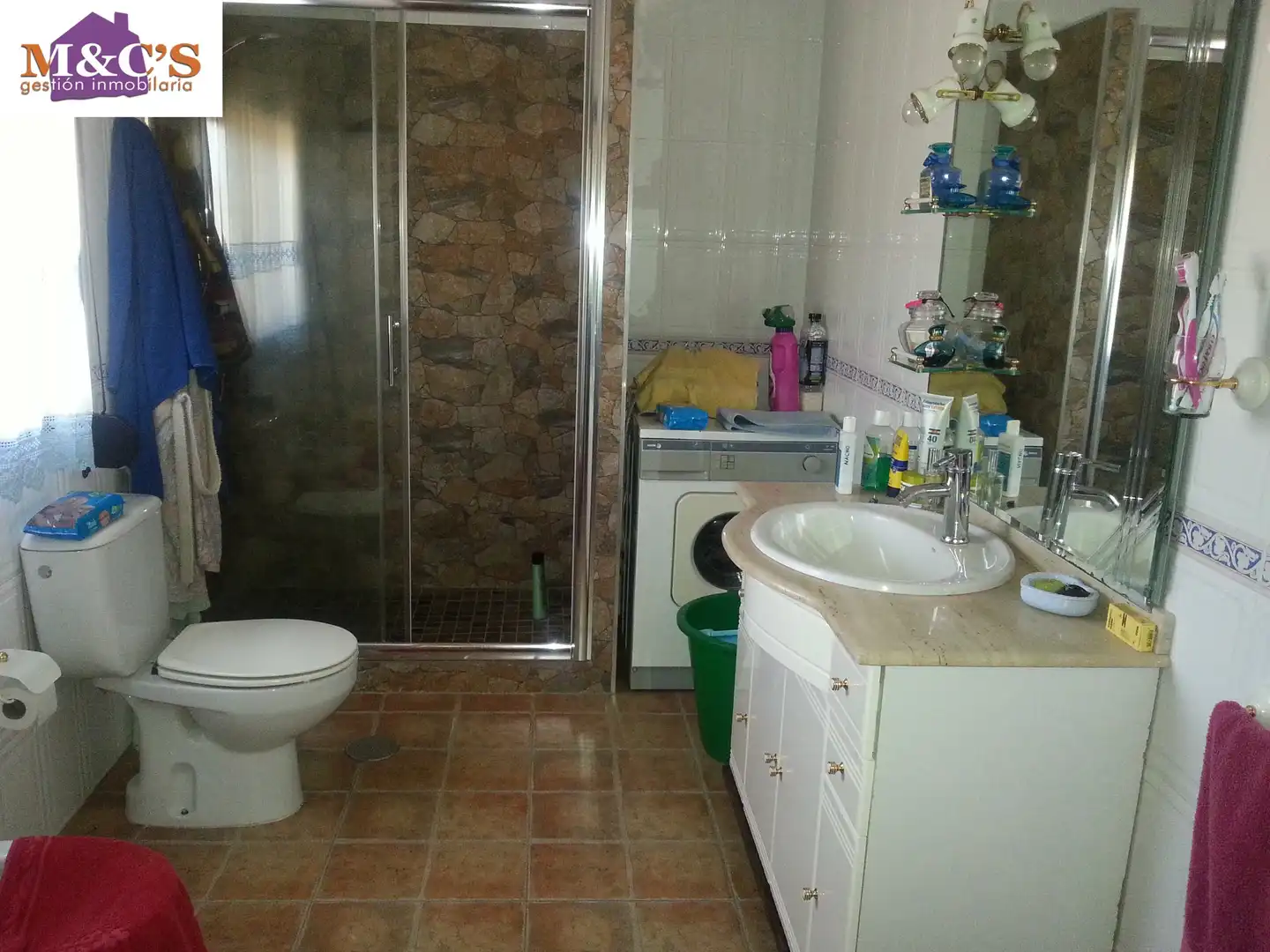 Baño de Casa o chalet en venta en Aldea del Rey con Aire acondicionado, Jardín privado y Trastero