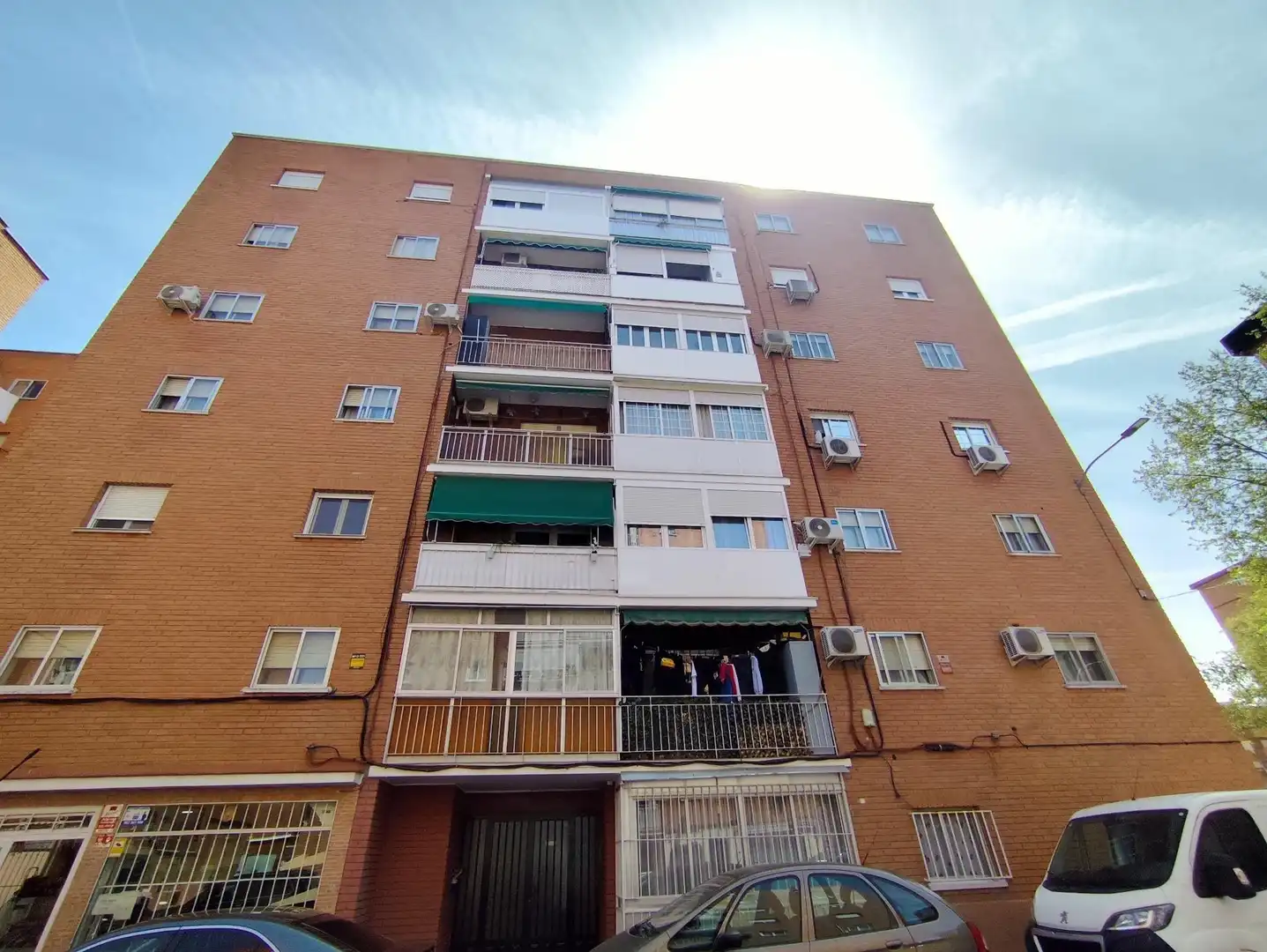 Vista exterior de Piso en venta en Alcalá de Henares con Parquet