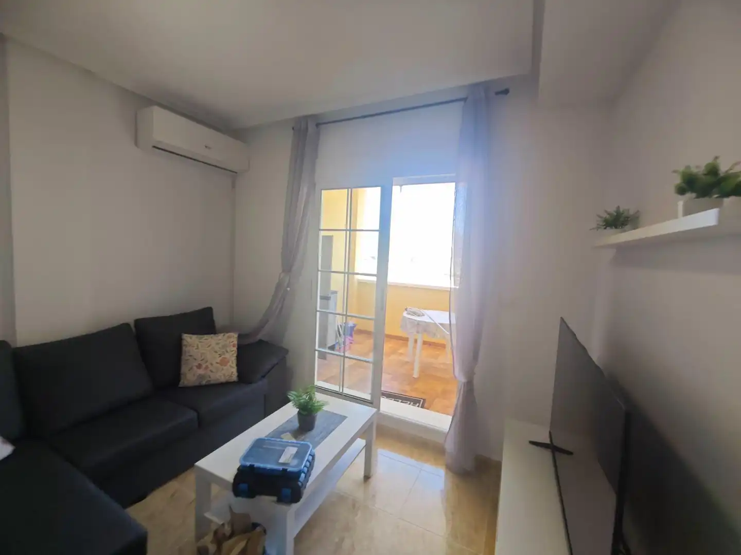 Sala d'estar de Pis de lloguer en Cuevas del Almanzora amb Piscina comunitària