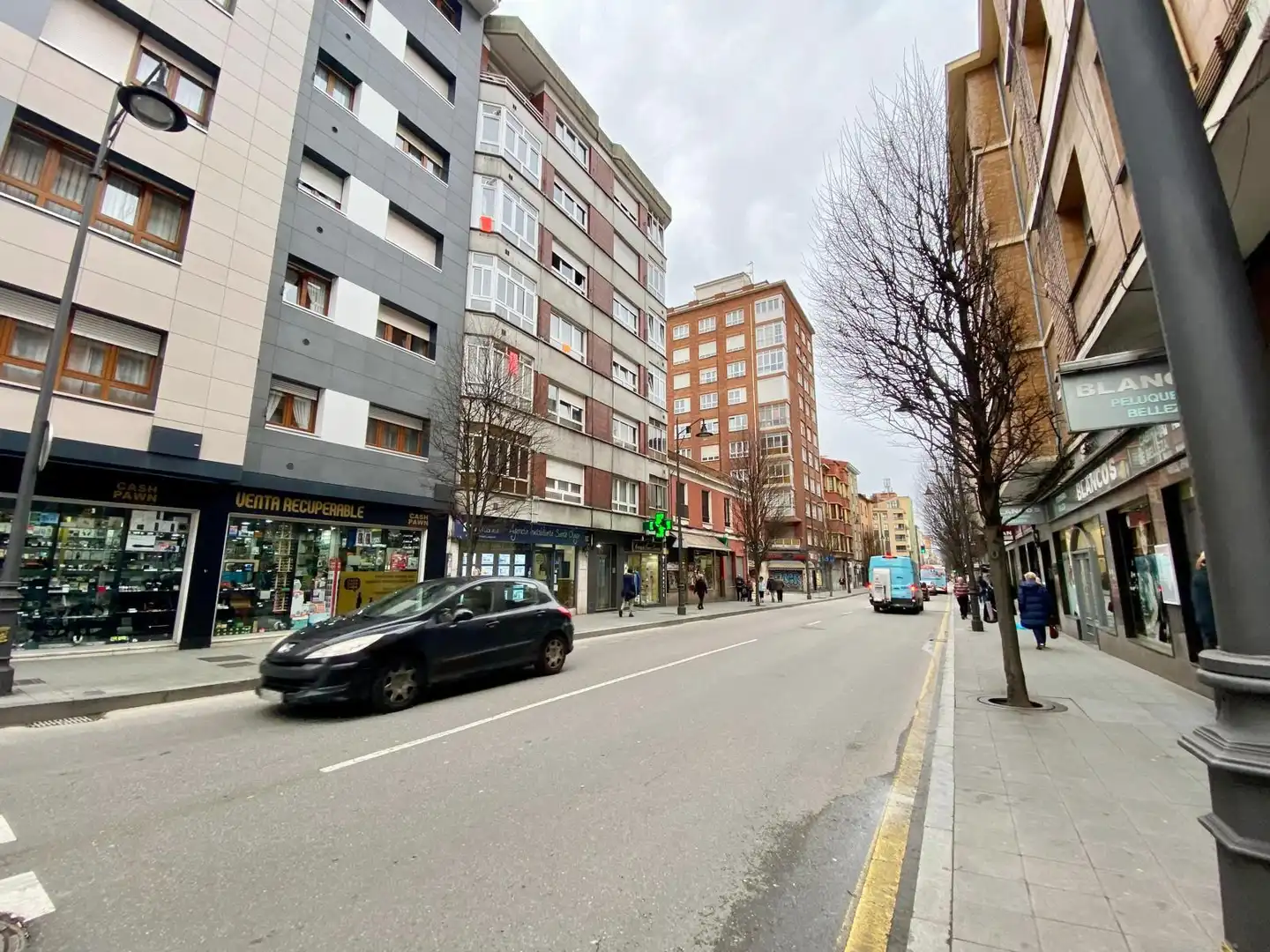 Vista exterior de Pis en venda en Gijón  amb Calefacció, Parquet i Terrassa