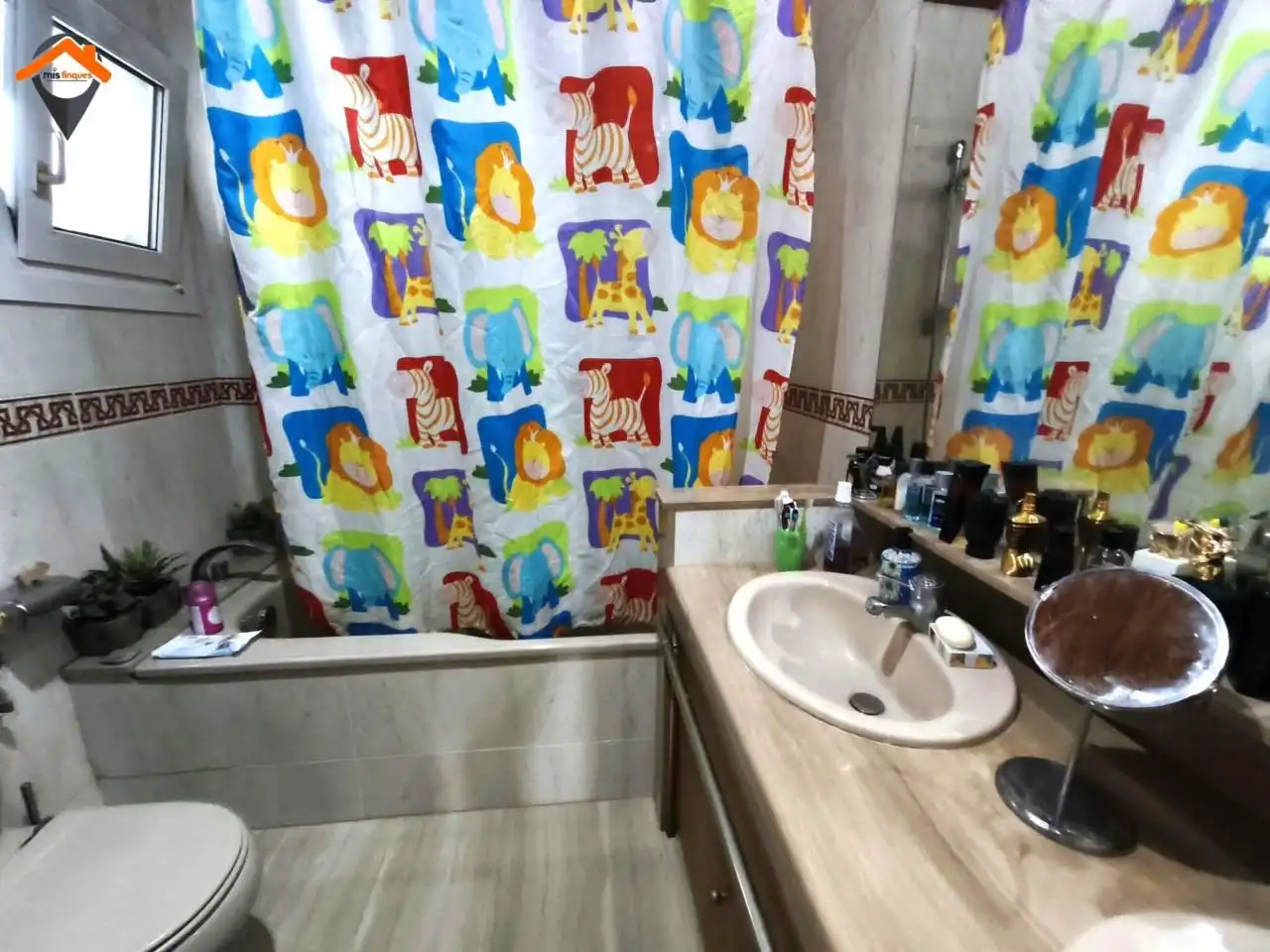 Badezimmer von Wohnung zum Verkauf in Sabadell mit Klimaanlage, Heizung und Parkett