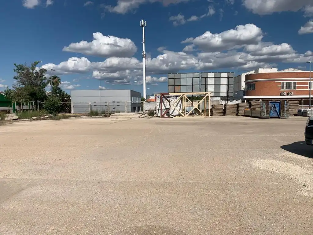 Industrial building for sale in Polígono Los Olivares, imagen 2