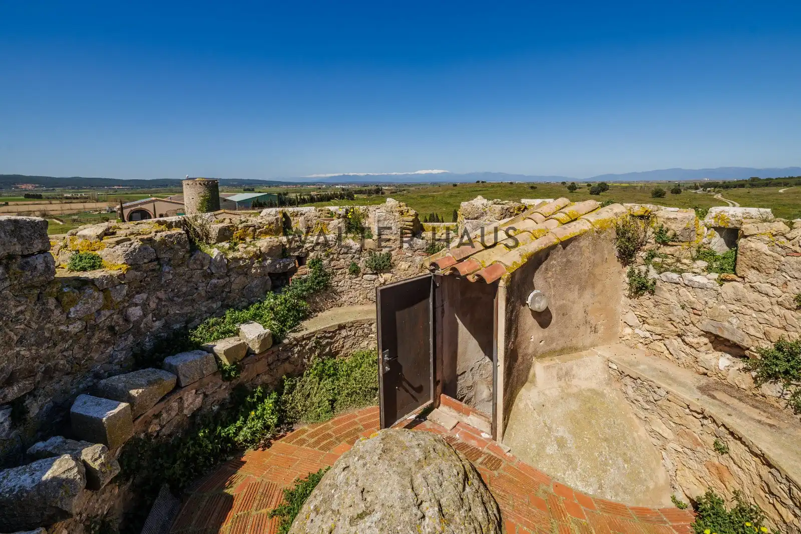 Garden of Country homes for sale in L'Escala  with Heating, Private garden and Terrace