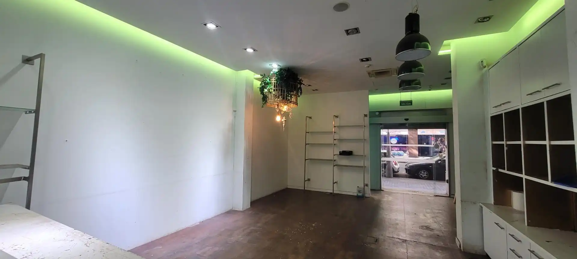 Gewerbefläche zum Verkauf in Carrer de Viladomat, imagen 4