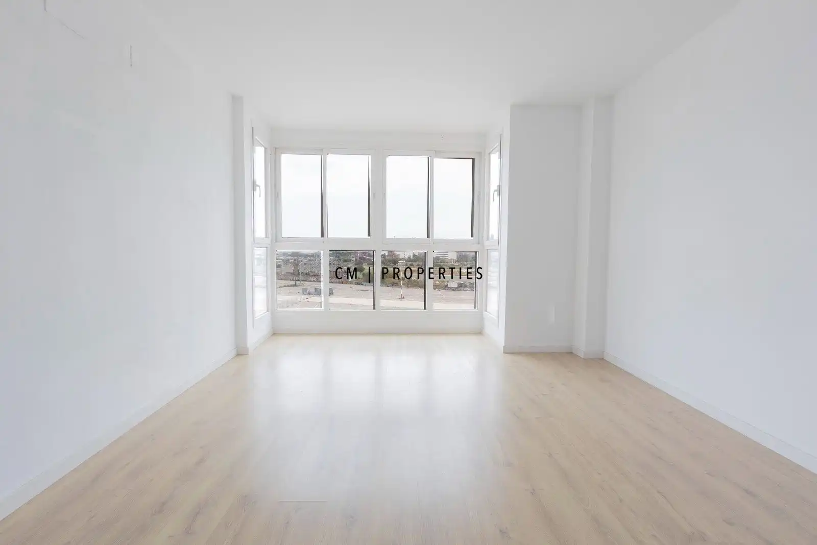 Bedroom of Flat for rent in  Valencia Capital  with Air Conditioner, Heating and Storage room