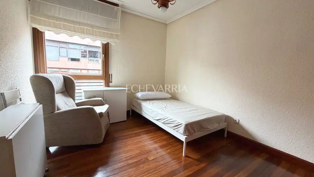 Habitación de Piso en venta en Getxo  con Calefacción y Terraza