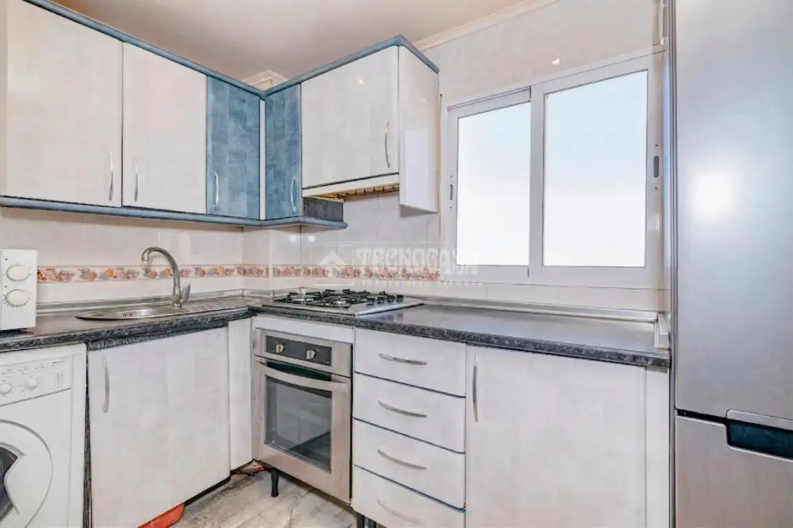 Kitchen of Flat for sale in Lucena  with Air Conditioner, Heating and Home automation