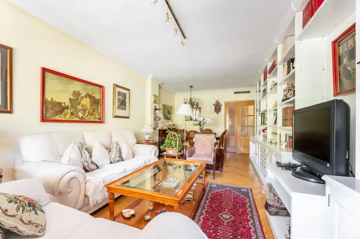 Wohnzimmer von Wohnung zum Verkauf in Majadahonda mit Heizung und Terrasse