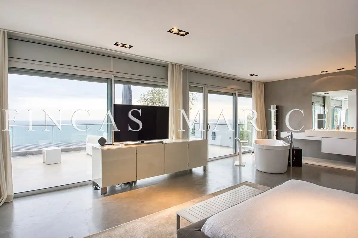 Sala de estar de Casa o chalet en venta en Sitges con Aire acondicionado, Calefacción y Jardín privado