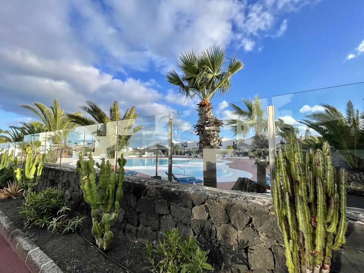 Vista exterior de Dúplex en venta en Teguise con Terraza, Trastero y Amueblado