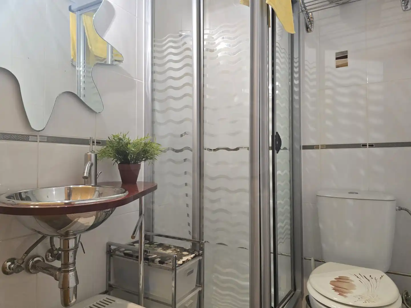 Bathroom of Flat for rent in Calafell  with Heating and Swimming Pool