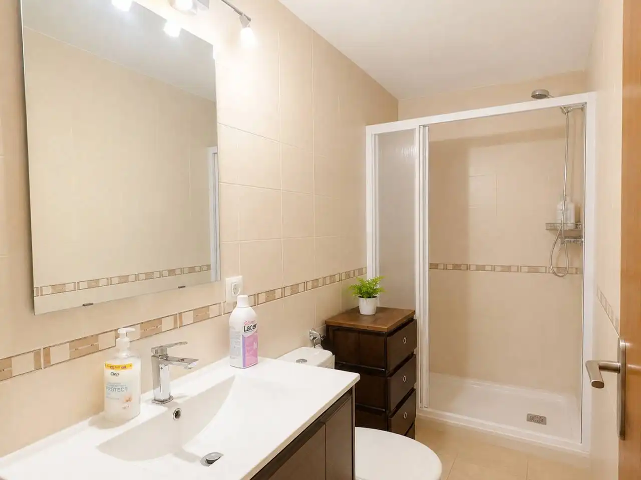 Baño de Piso en venta en Sa Pobla con Balcón