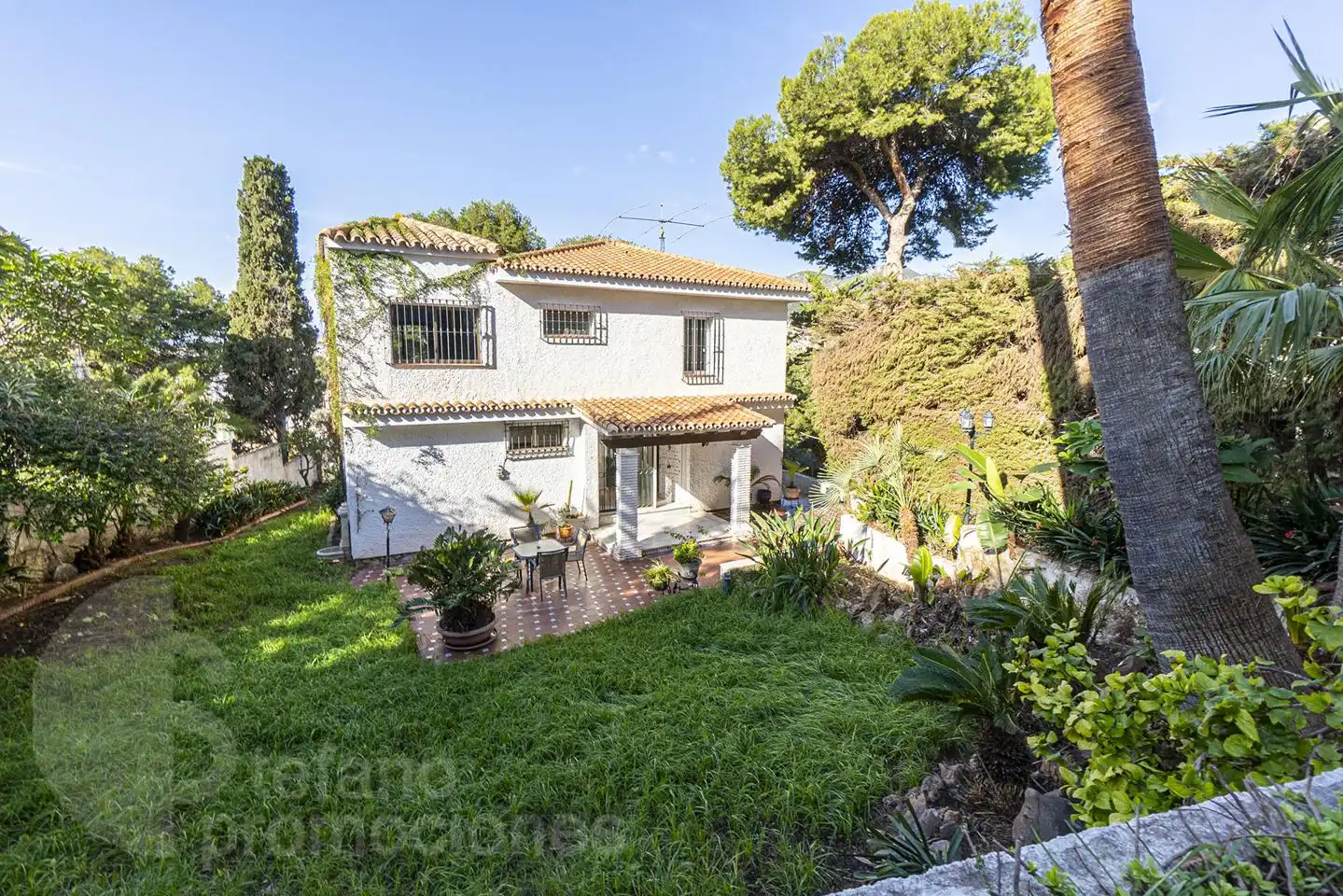 Jardí de Casa o xalet en venda en Málaga amb Aire condicionat, Jardí privat i Terrassa