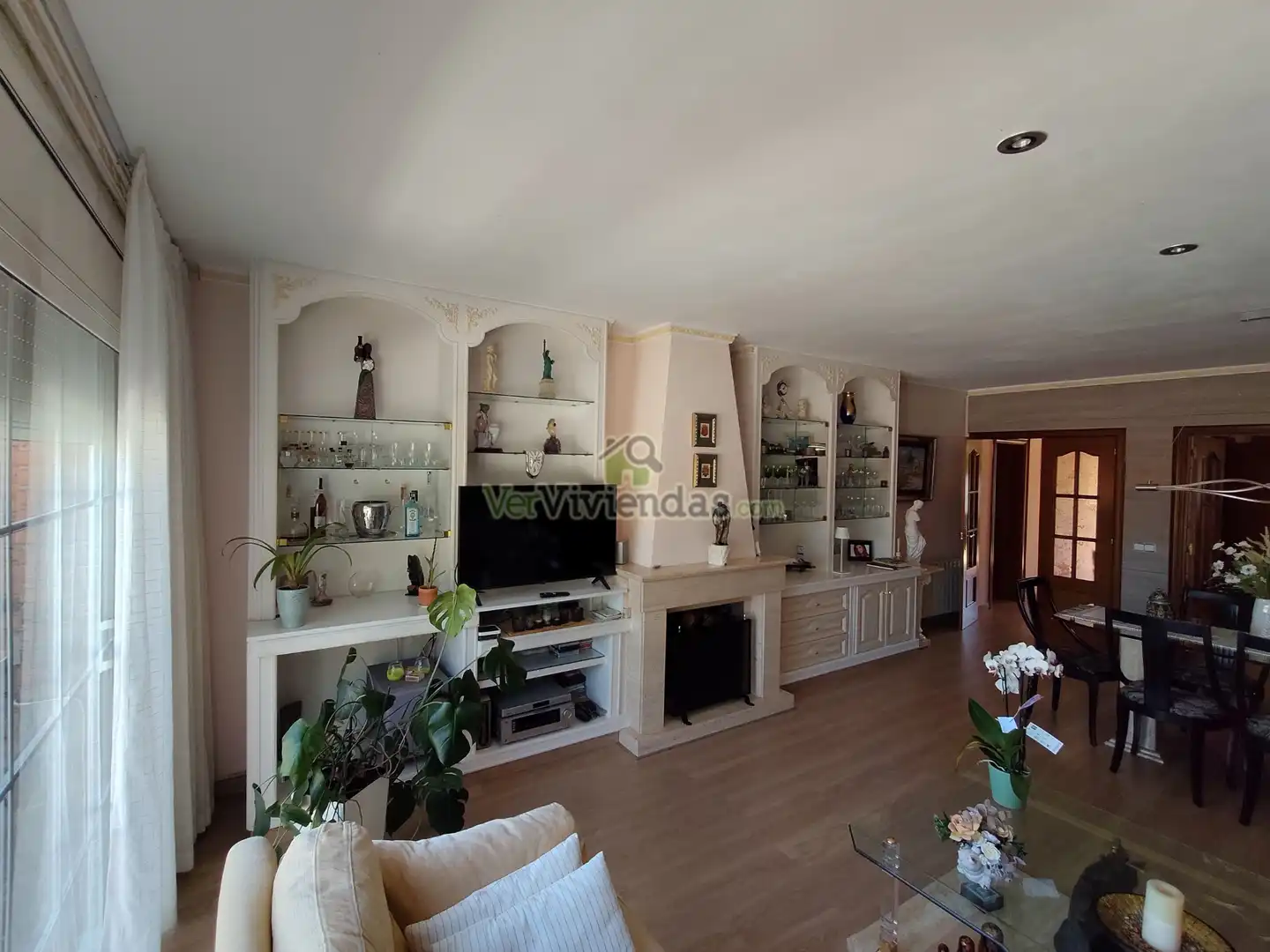 Sala d'estar de Casa o xalet en venda en Esparreguera amb Aire condicionat, Calefacció i Jardí privat