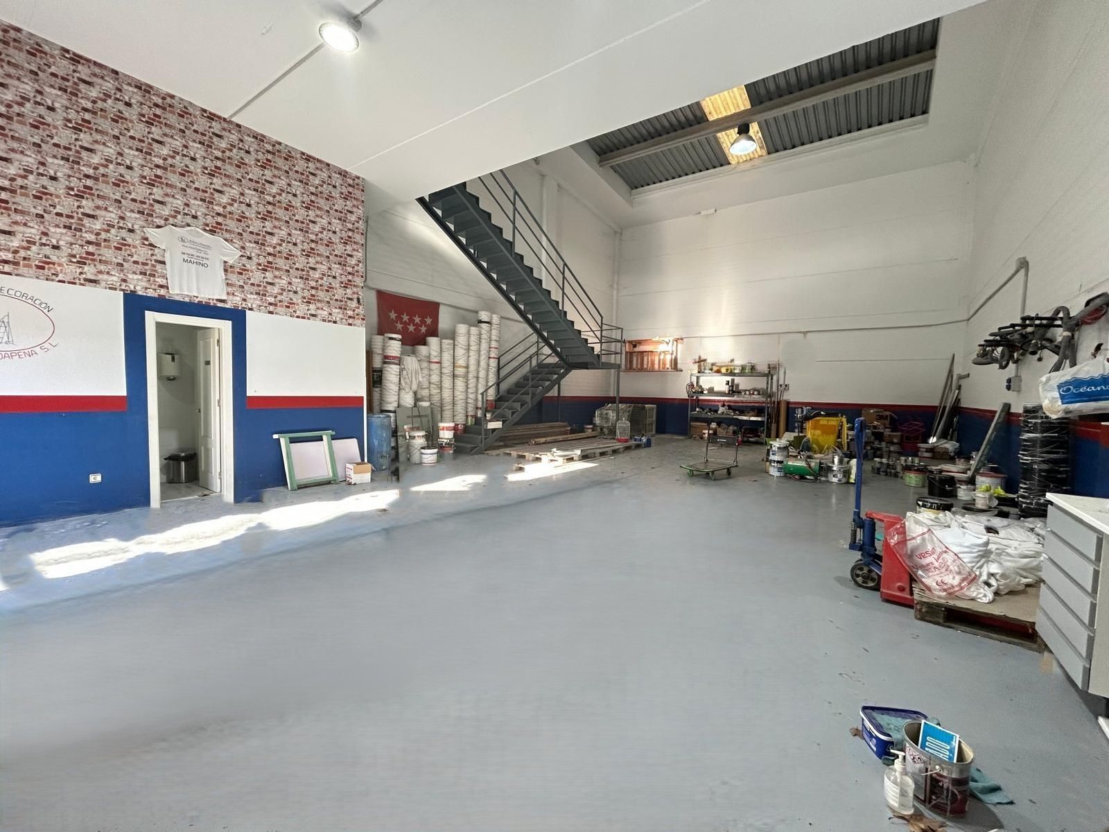 Fabrikhallen zum Verkauf in Ciempozuelos