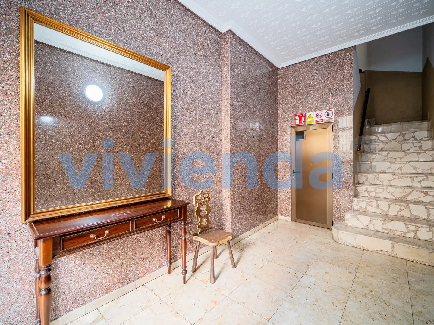 Piso en venta en CALLE DE ANTONIO SALVADOR, Almendrales