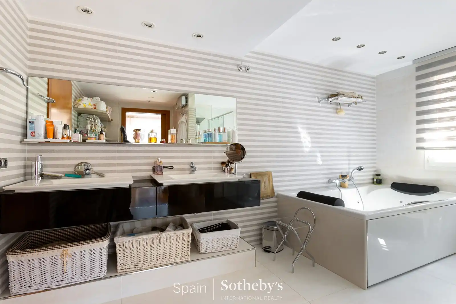 Baño de Casa o chalet en venta en Alella con Aire acondicionado, Calefacción y Jardín privado