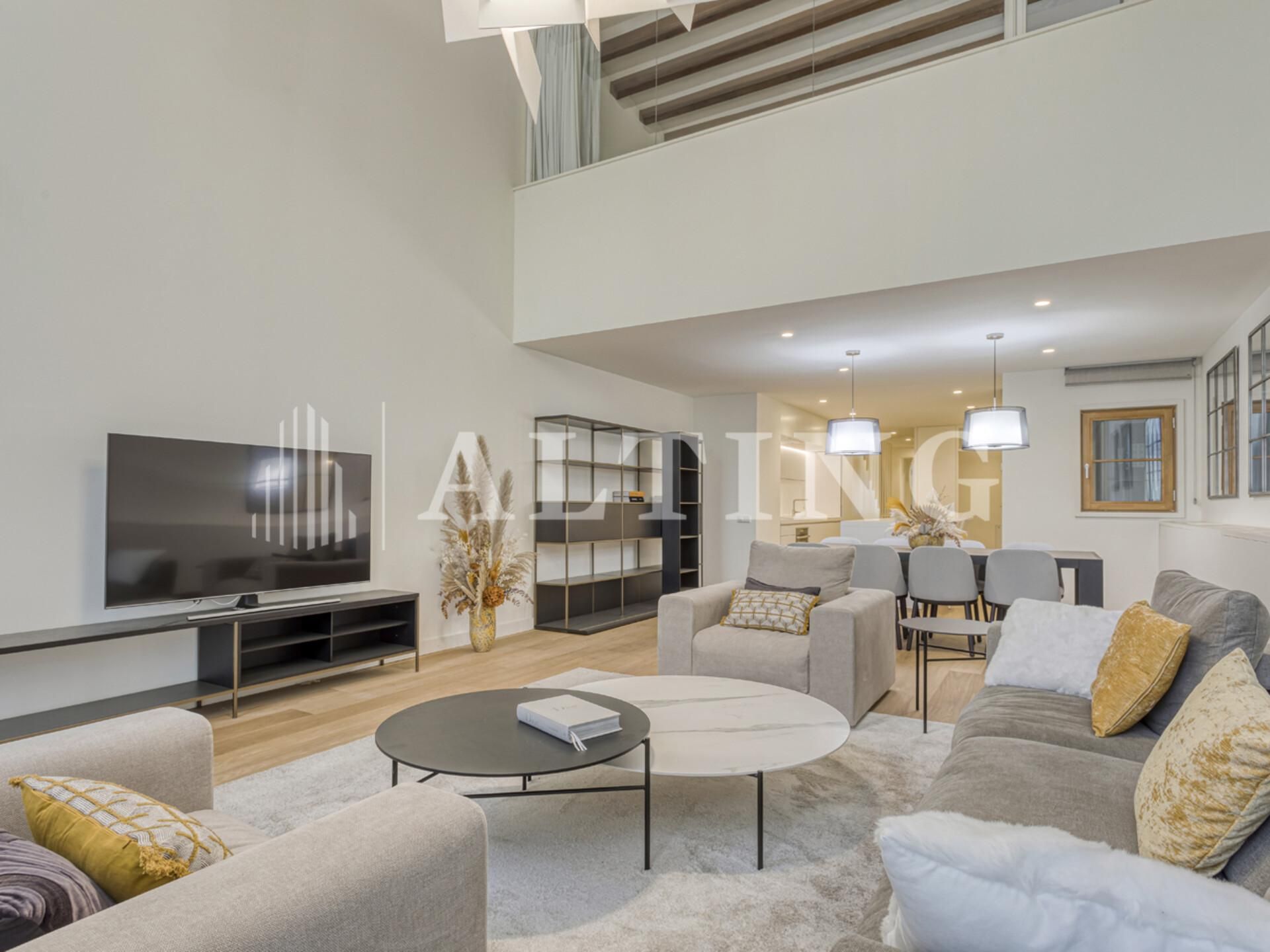 Sala d'estar de Pis en venda en  Barcelona Capital amb Aire condicionat, Calefacció i Jardí privat