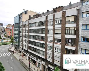 Exterior view of Flat for sale in Oviedo 