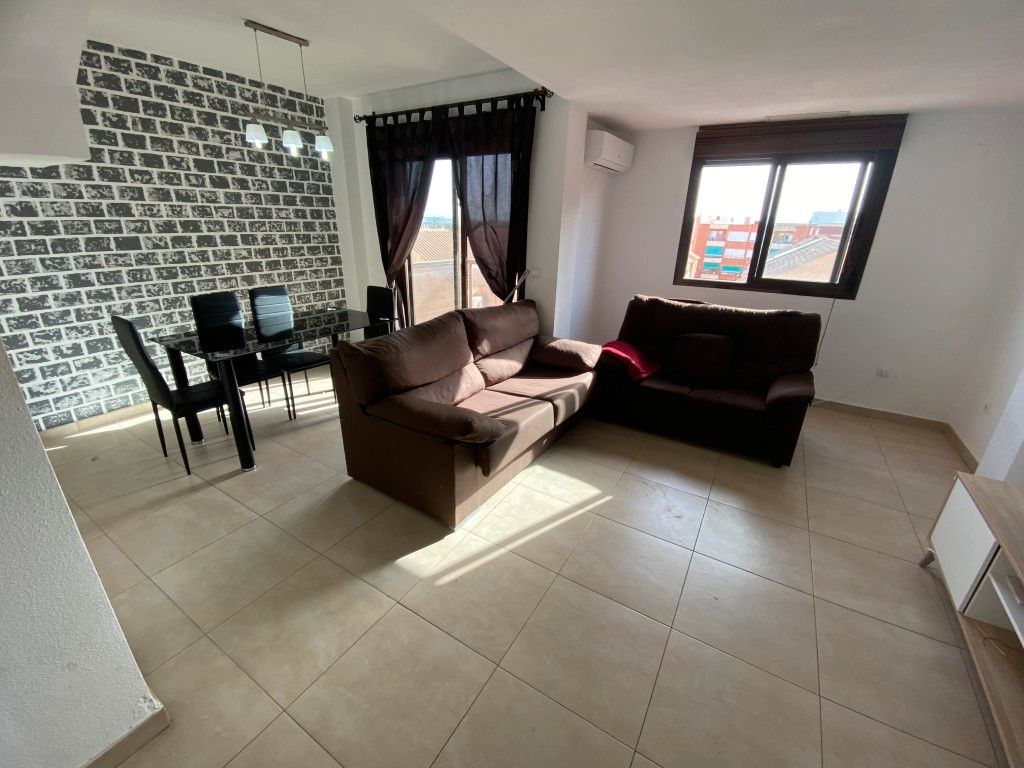 Sala d'estar de Àtic de lloguer en Mutxamel amb Aire condicionat, Calefacció i Terrassa