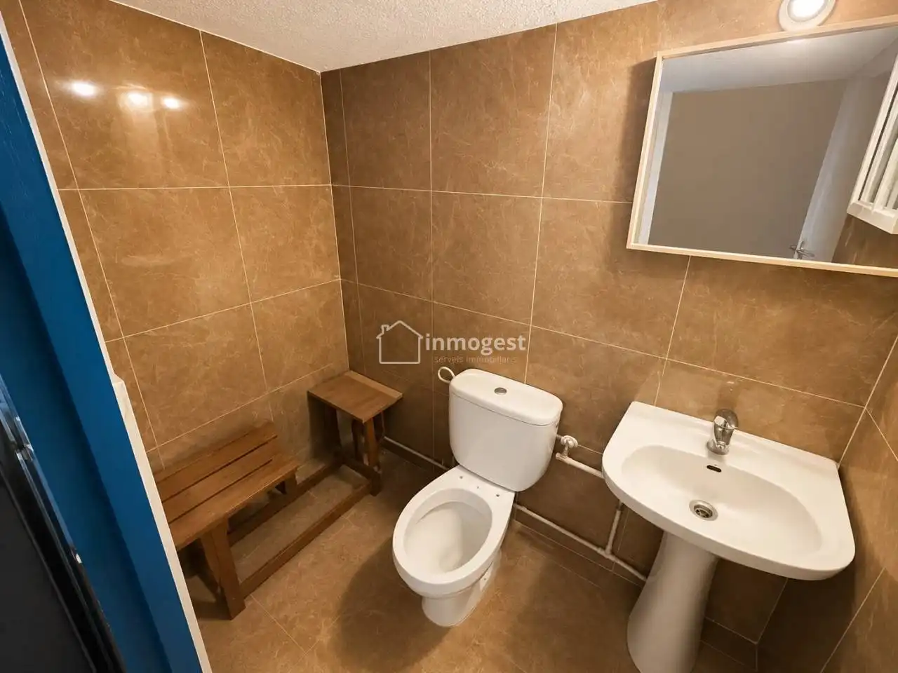 Baño de Nave industrial en venta en Salt