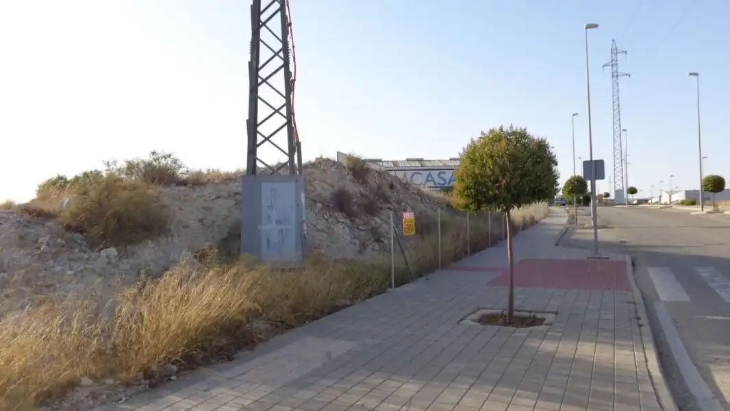 Terreno industrial en venta en Petrer, imagen 4