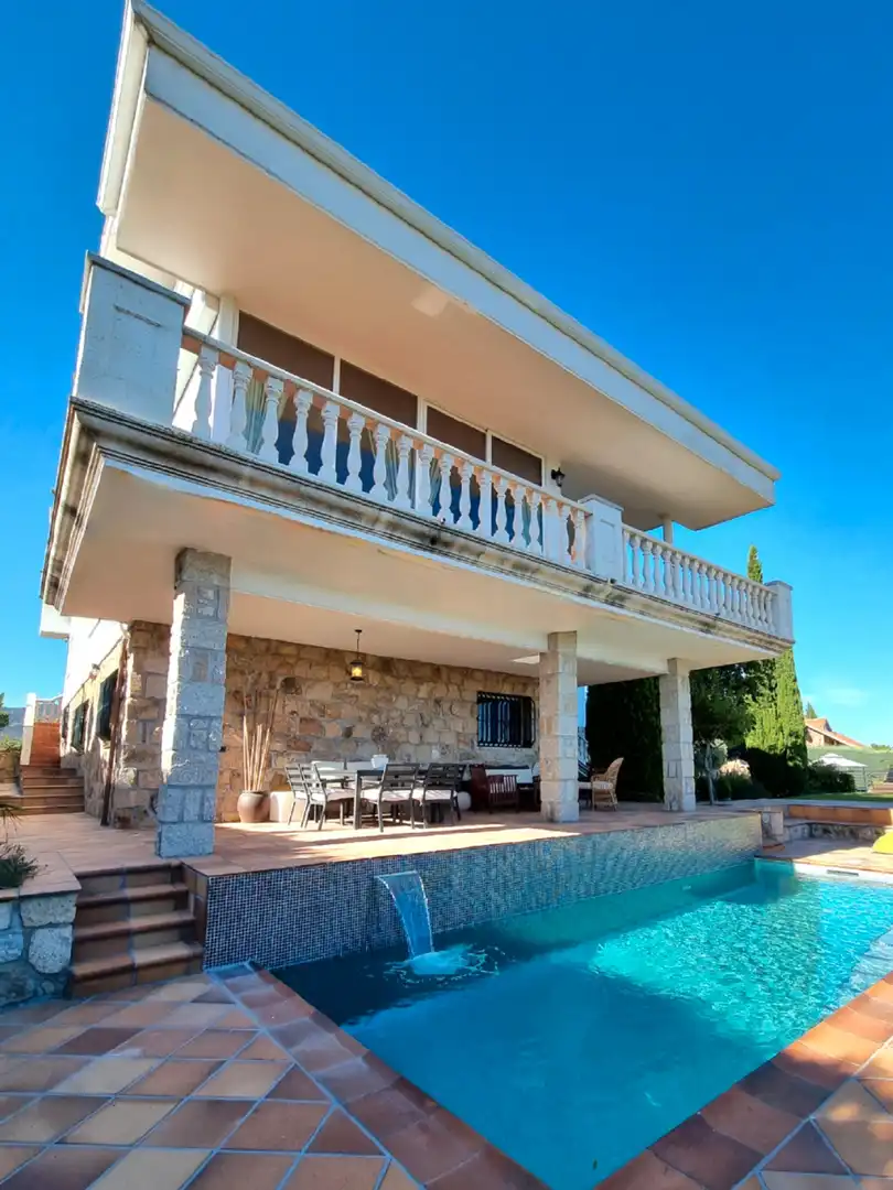 Casa o chalet de alquiler en Calle Enrique Granados, 8, Hoyo de Manzanares