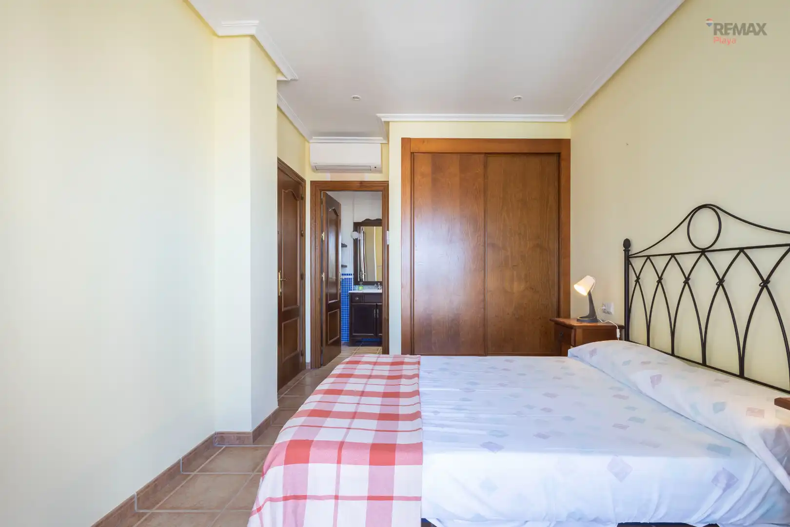 Dormitori de Apartament en venda en Vera amb Aire condicionat, Terrassa i Piscina comunitària