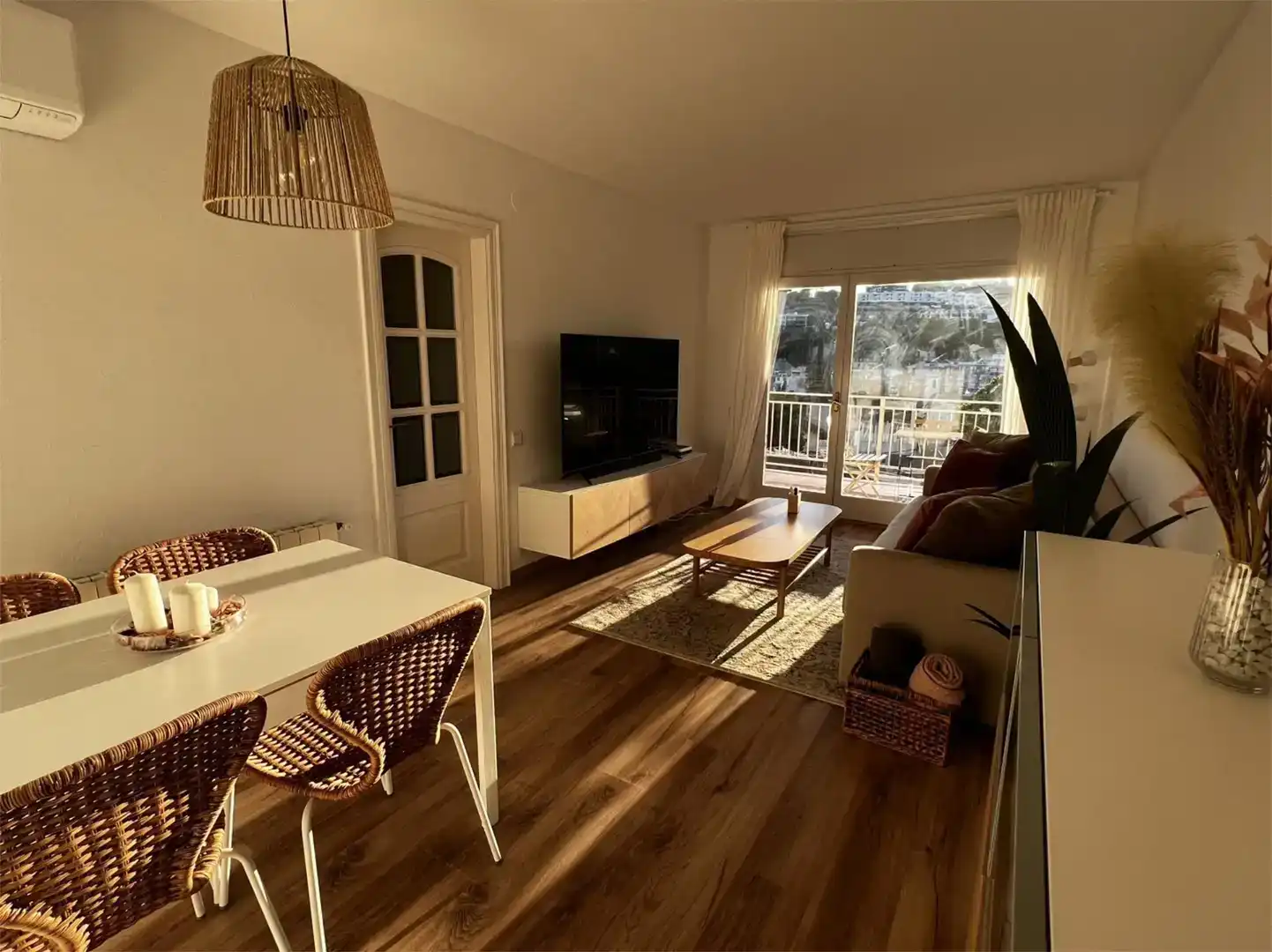 Wohnzimmer von Wohnung zur Miete in Caldes d'Estrac mit Klimaanlage