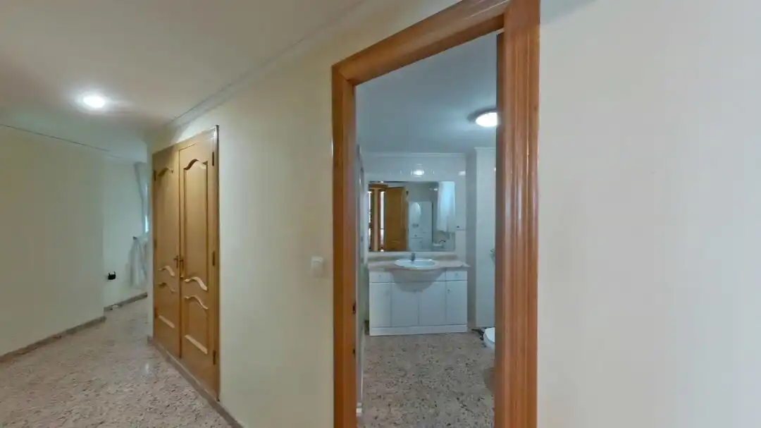 Flat for sale in Gandia  with Terrace and Storage room