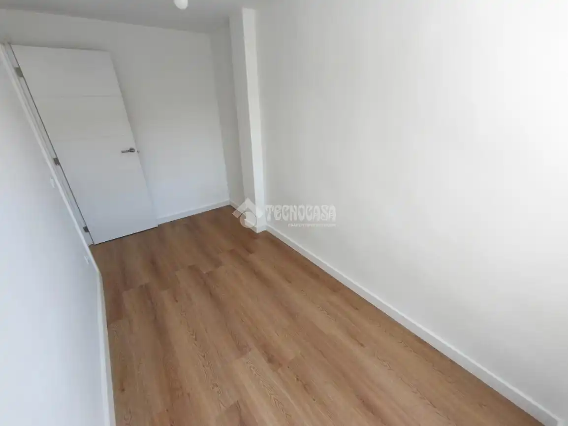 Dormitori de Pis en venda en Alcorcón amb Parquet