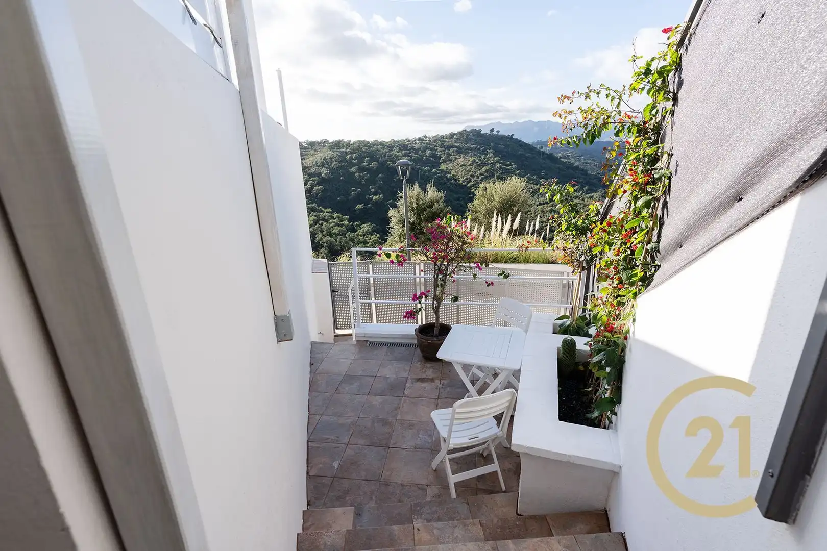 Terraza de Casa adosada en venta en Ojén con Aire acondicionado, Calefacción y Jardín privado