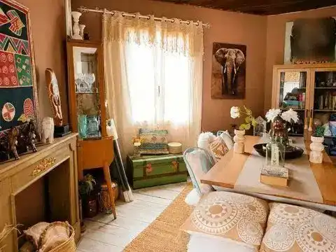 Sala d'estar de Casa adosada en venda en Bóveda