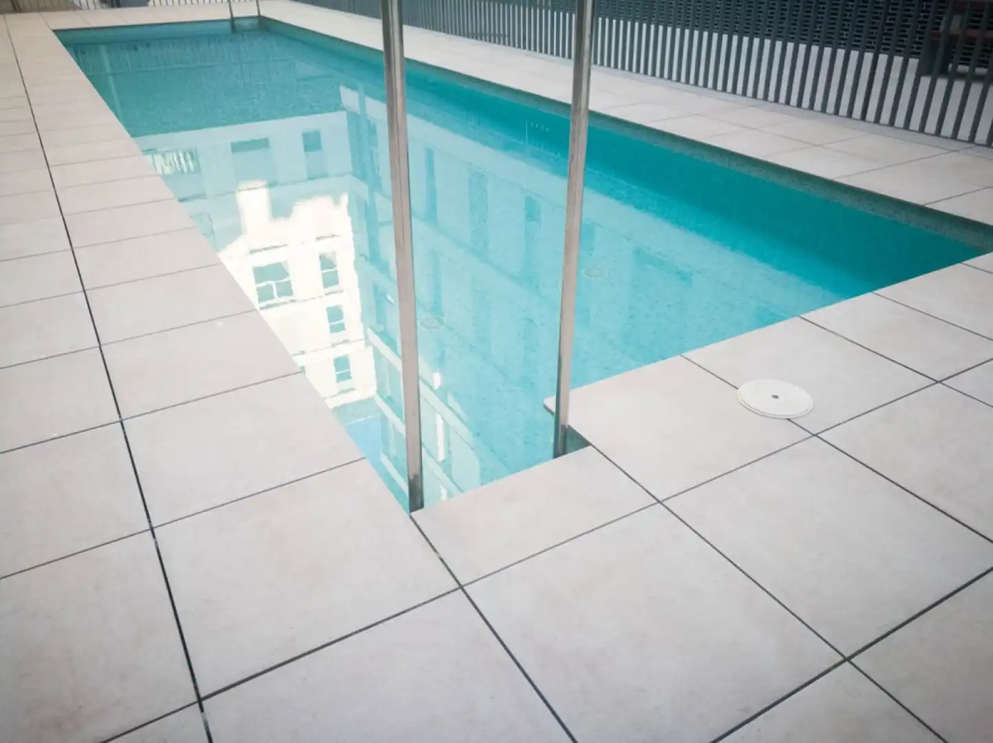 Swimming pool of Flat for sale in Mataró  with Air Conditioner, Heating and Terrace