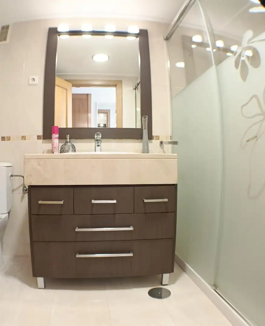 Bathroom of Flat for sale in Lorca  with Air Conditioner, Heating and Storage room