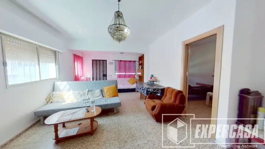 Sala de estar de Casa o chalet en venta en Godelleta con Terraza, Trastero y Piscina