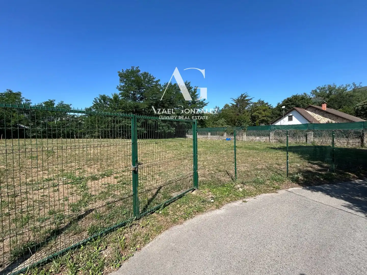 Residencial en venta en Saro